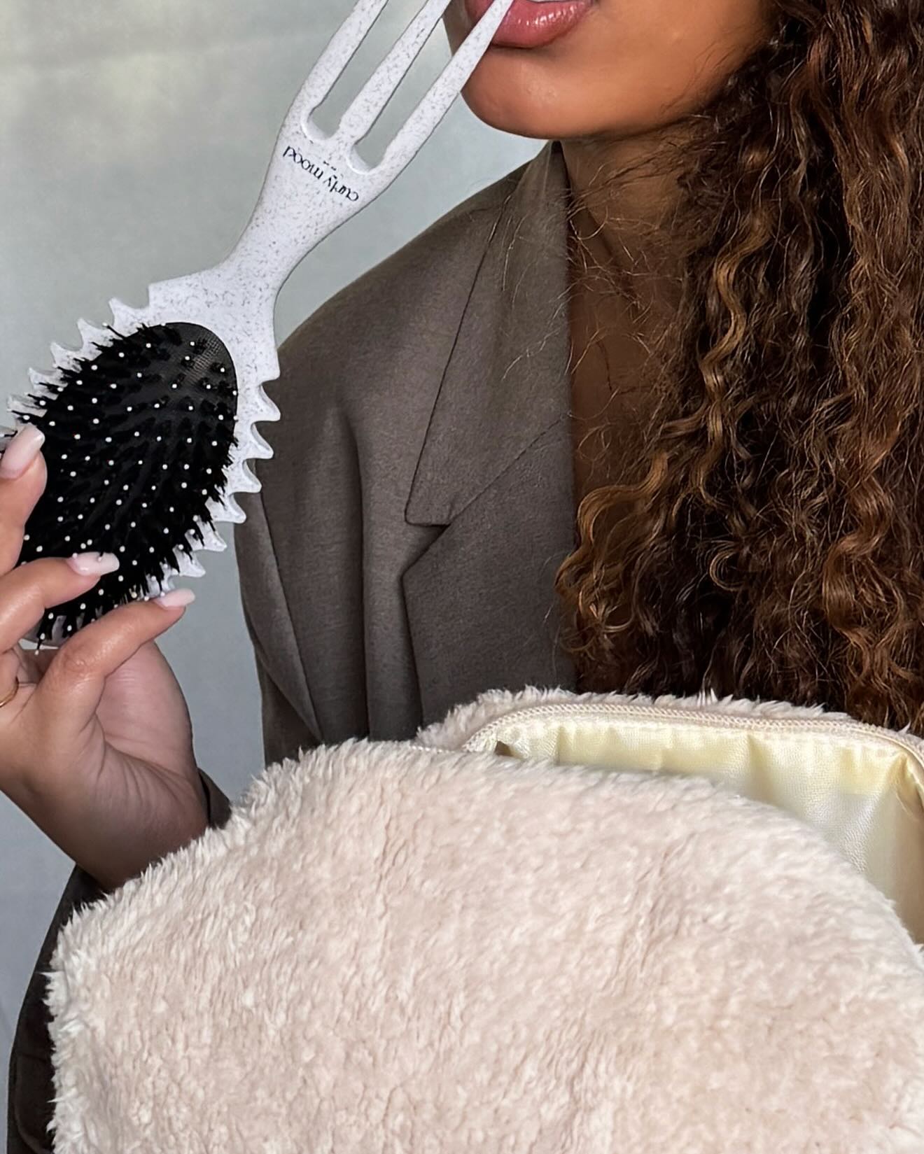 Pourquoi la Magic Brush Curly Mood va transformer vos boucles?
