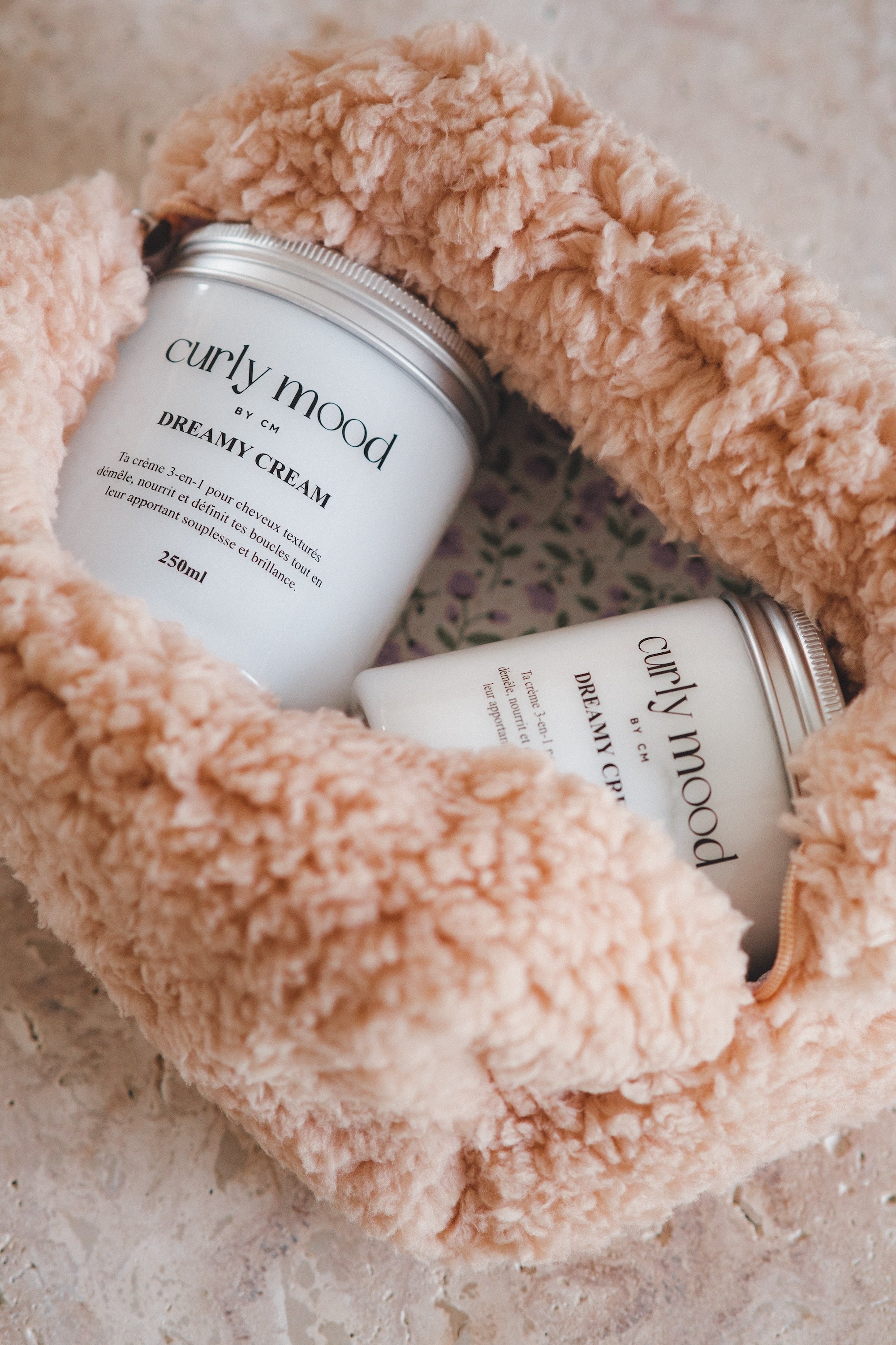 Une routine capillaire simple et efficace pour vos cheveux bouclés